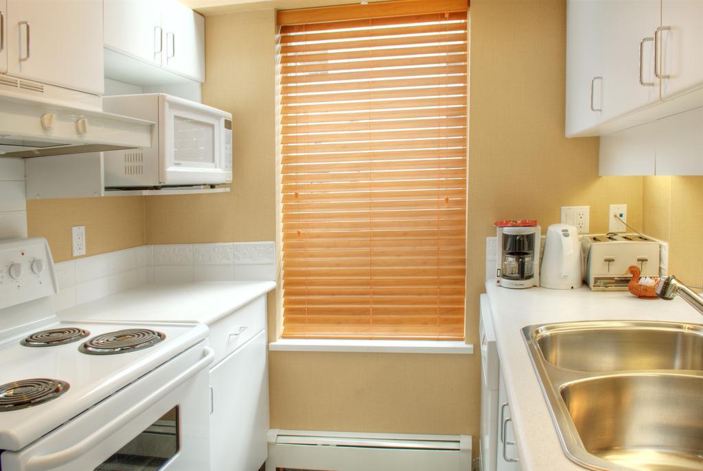 Robson Suites Vancouver Esterno foto